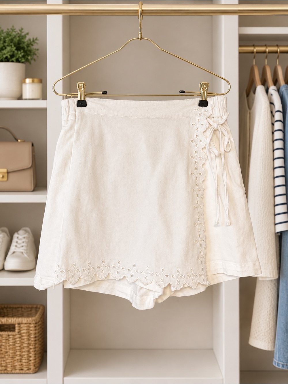 Entro White Eyelet Scalloped Wrap Skort Size L | Boho Side Tie Mini Skirt EUC